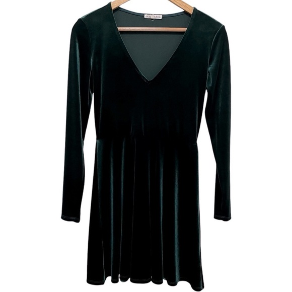 COPPER KEY Dark Emerald Green Velvet Fit & Flare Long Sleeve Dress Size Small - Picture 1 of 10